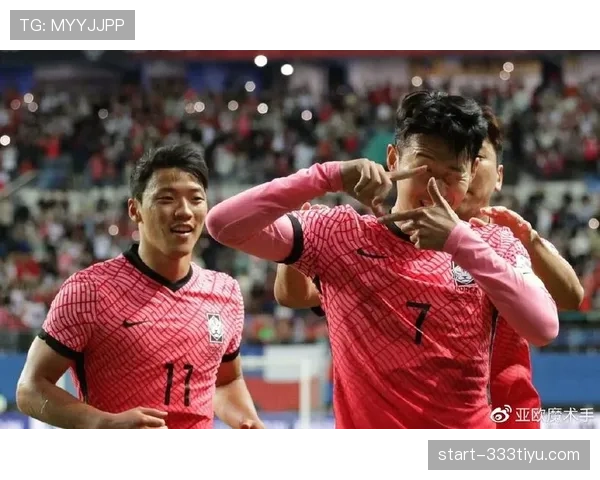 韩国男足东亚杯攻防表现突出,锁定胜局关键因素已形成 韩国男足东亚杯攻防表现突出,锁定胜局关键因素已形成